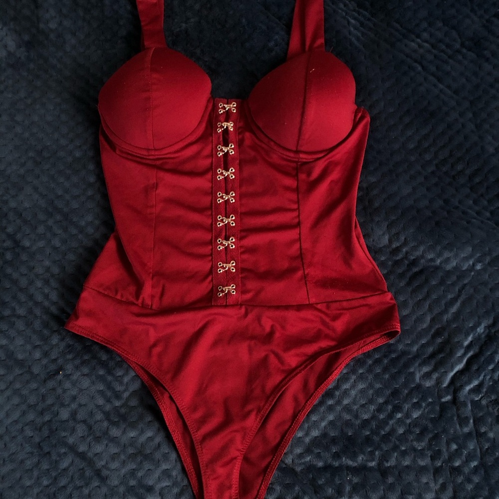 ONE PIECE BODYSUIT TOP